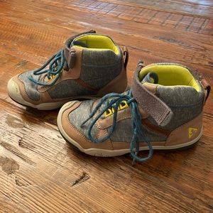 Toddler Boys Size 11.5 PLAE Kaiden Waterproof Boots EUC